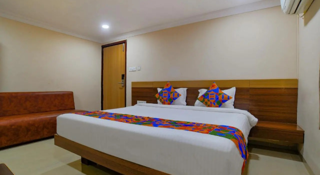 Fabhotel Pishori