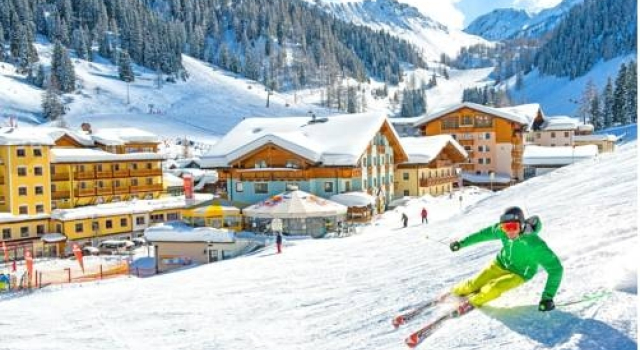 Hotel Zauchensee Zentral, Забронировать Отель Альтенмаркт Salzburger Sportwelt