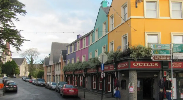 Dunkerron Woods 4 bed 4019, Book Hotel Hotels in Kerry with Parking, Parking
