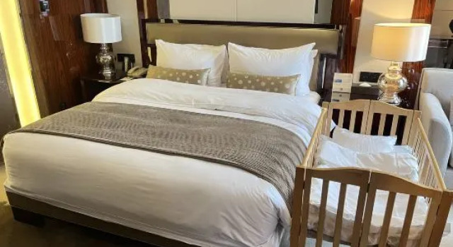 Deyang Celebrity Hotel, Buchen Sie Hotel Deyang Sichuan