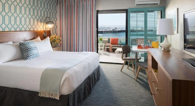 Двухместный номер Standard с видом на бассейн Dream Inn Santa Cruz