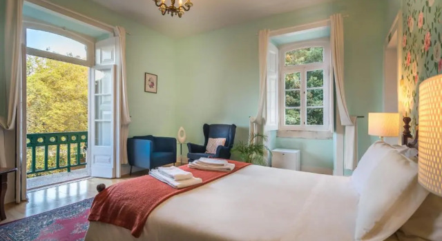 Chalet Relogio Guesthouse, Забронировать Шале Отели Синтра 3 звезды, рядом с Дворец Кинта да Регалейра, 3*