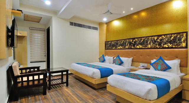 Трёхместный номер Deluxe The Grand Uddhav New Delhi