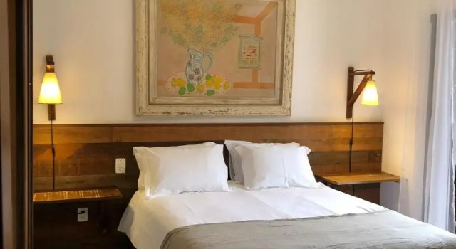 Трёхместный номер Standard с балконом Cama e Café Tiradentes