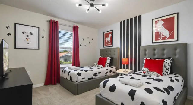 Relax in Style Pool, Resort Amenities, Near Disney