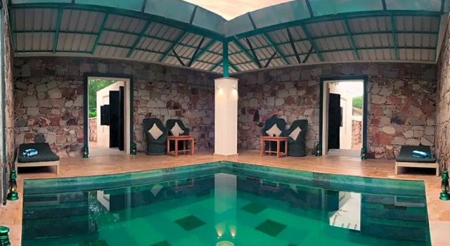 Номер Standard Trees N Tigers Luxury Wildlife Lodge