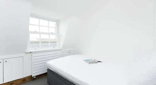 Beautiful And Central 2BR Loft Apartment