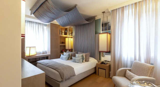 Двухместный номер Standard Eight Hotel Paraggi