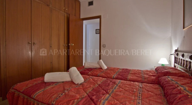 Apartamento Clot der Os, Забронировать Апартаменты/квартира Наут-Аран Каталония