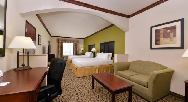 Люкс Holiday Inn Express Hotel & Suites Sherman Highway 75 by IHG