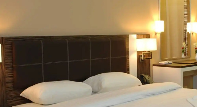 Номер Executive West Inn Hotel Faisalabad