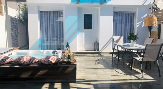 Апартаменты Deluxe Sia Mare Seaside Apartments