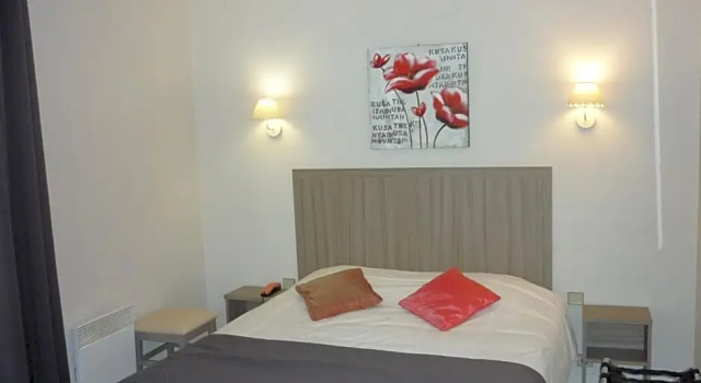 Номер Comfort Sure Hotel by Best Western Saintes