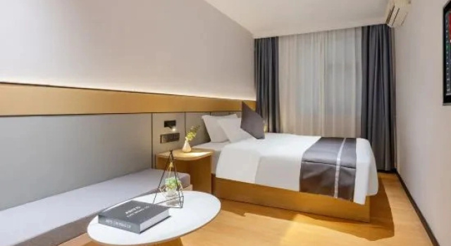 Семейный люкс с 2 комнатами JI Hotel Guangzhou Baiyun Station Sanyuanli Avenue