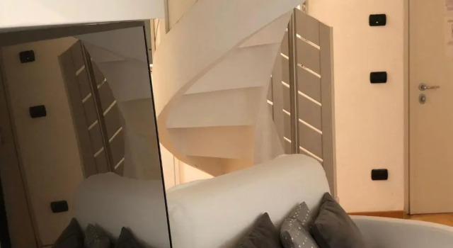 White Residence Apartment