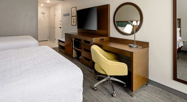 Четырёхместный номер Classic Hampton Inn Richmond/Midlothian Turnpike