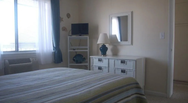 1036-3-C Sunvillas - 2 Br Condo