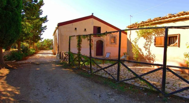 Agriturismo Terra Di Pace, Book Hotel Hotels in Sicily with a Pool, Swimming Pool