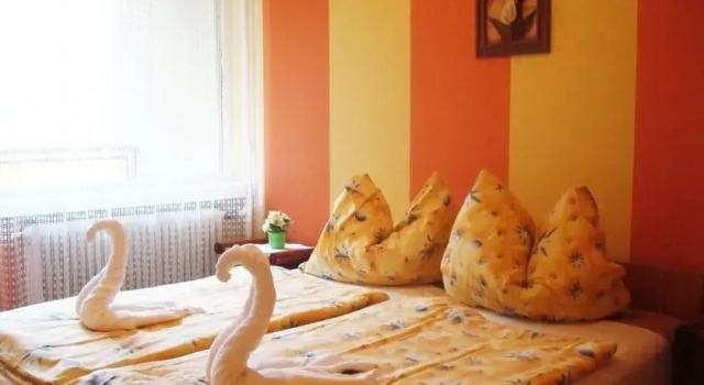 Retro Villa, Забронировать Вилла Виллы Хайдусобосло, рядом с Hajdúszoboszló Folk House and Museum, Вилла