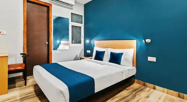 SilverKey Executive Stays 43483 near A One Hospital, Забронировать Отель Отели Нью-Дели с завтраком, Завтраки