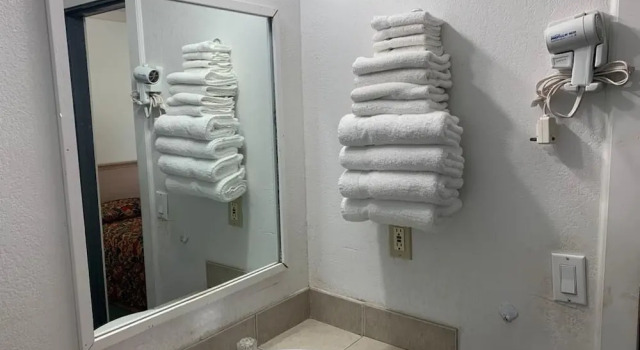 Четырёхместный номер Standard Budget Lodge Inn - Abilene