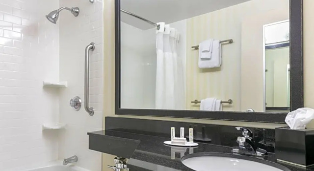 Номер Chester Inn & Suites