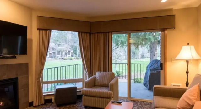 Люкс c 1 комнатой Whispering Woods Resort