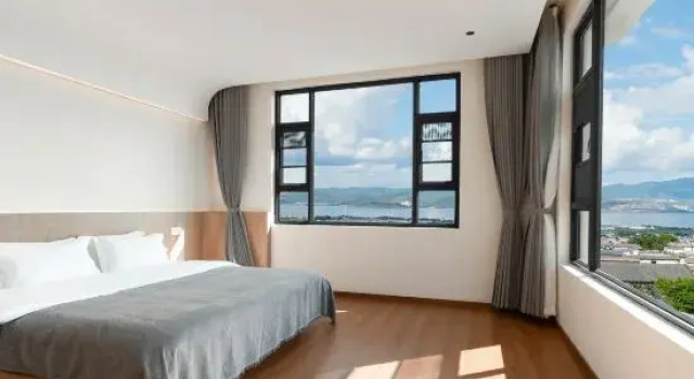 Люкс Hotel California