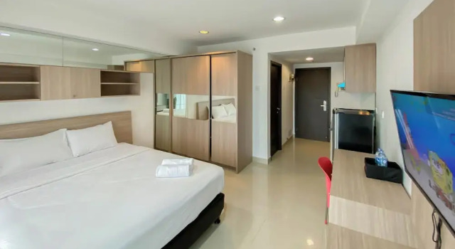 Homey And Nice Studio Tamansari The Hive Apartment, Book Apartment Jakarta Jakarta Province