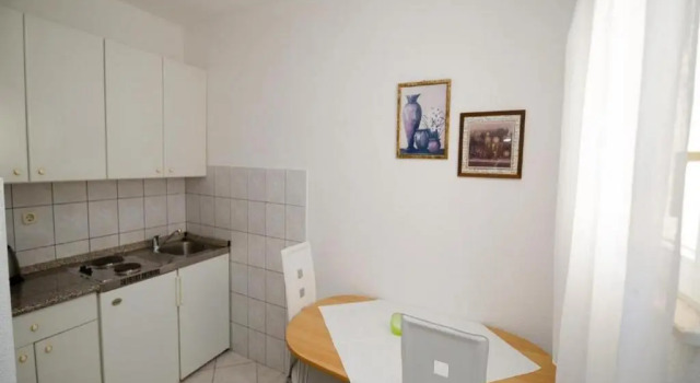 Апартаменты c 1 комнатой с балконом Apartments Bandalo