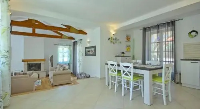 Fabulous villa Zelda with pool near the beach, Забронировать Отель Отели Лижнян 5 звезд, 5*