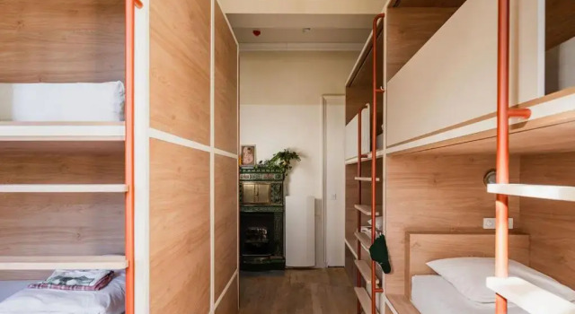 Кровать в общем номере CENTRAL Hostel La Rochelle Centre