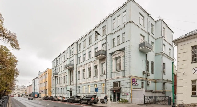 Duplex studio | 2 people | Pushkinskaya metro station | the heart of Moscow, Prenota Appartamento Mosca Russia, vicino a Lenkom Theatre
