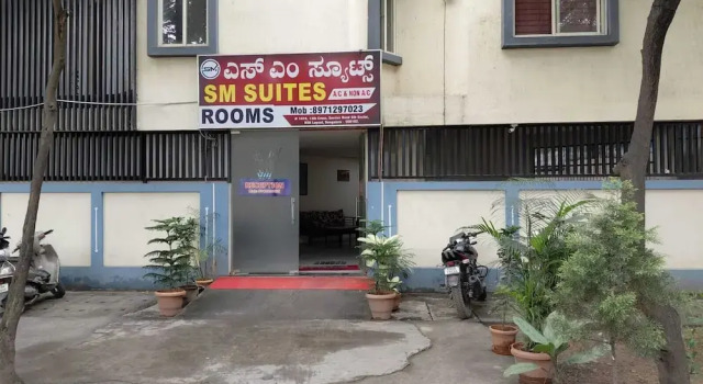 S M Suites, Rezervovat Hotel Hotely v Bangalore s parkováním, Parkování