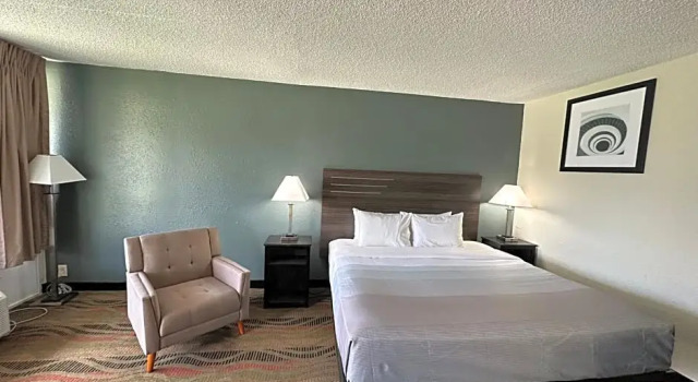 Номер Standard Quality Inn & Suites Santee I-95