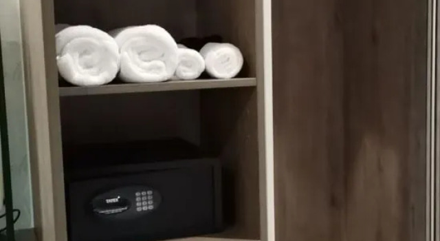 Yi PLatinum Hotel