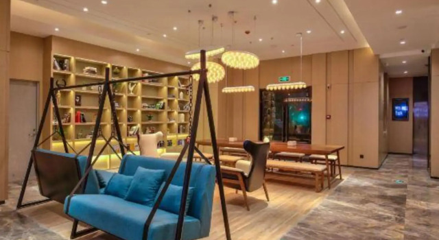 HanTing Premium Hotel (Ningbo Century Oriental Plaza)