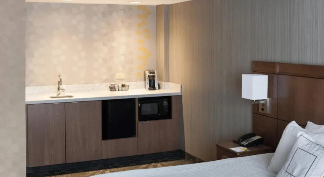 Номер Standard Courtyard by Marriott Charlottesville - University Medical Center
