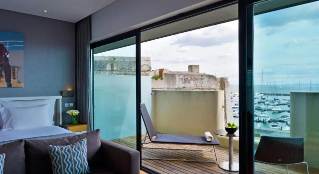 Трёхместный номер Superior с видом на море Pestana Cidadela Cascais - Pousada & Art District