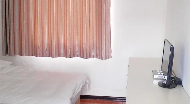Yijia Express Hotel - Luoyang, Забронировать Отель Отели Лао Ченг с парковкой, Парковка