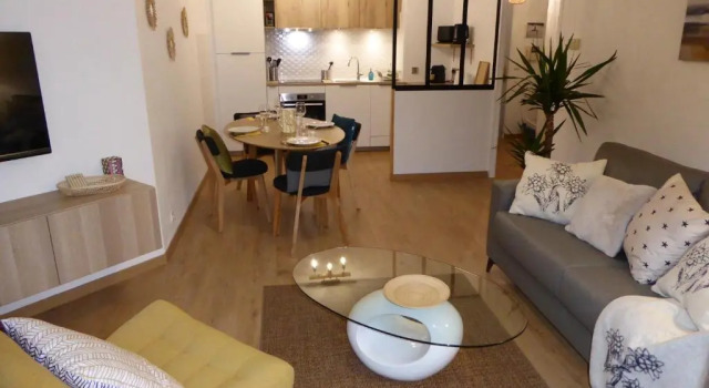 ALPINES 2 /près du funiculaire et gare sncf-garage privé-terrasse sud-46m2, Prenota Appartamento Bourg-Saint-Maurice Les Arcs