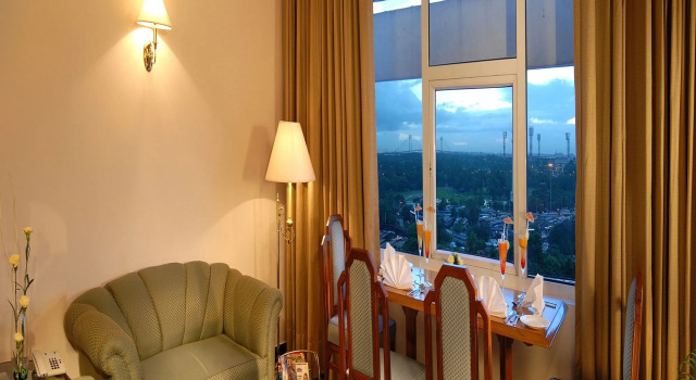 Peerless Hotel Kolkata