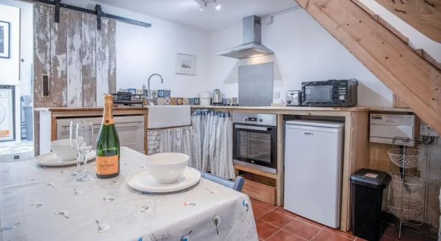 Soap Barn - 1 Bedroom Cottage - Manorbier, Забронировать Дом для отпуска Манорбьер 