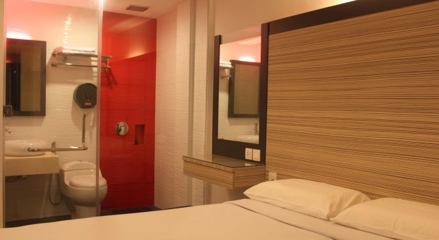 Camera Deluxe Time Hotel