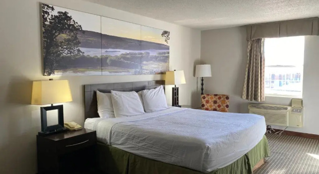 Номер Standard Days Inn by Wyndham Perryville MO