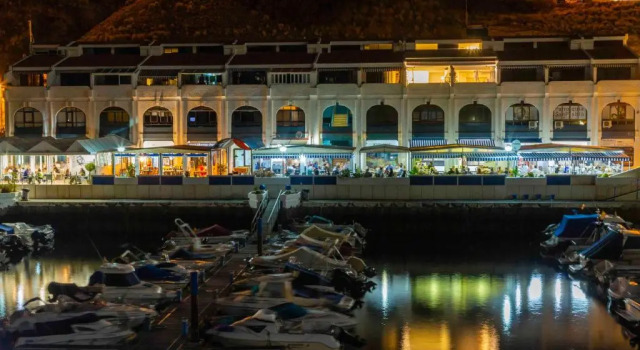 Апартаменты Radazul Marina Seafront 12