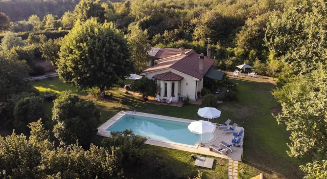 Villa Spreca in Capranica, Book Villa Capranica Lake Vico