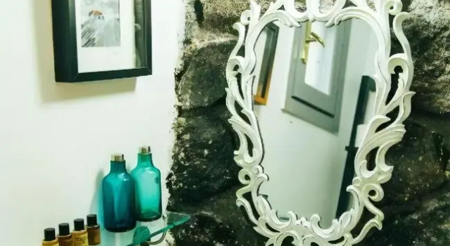 Wine And Wind House, Забронировать Отель Пиргос Санторини, рядом с Музей-винодельня