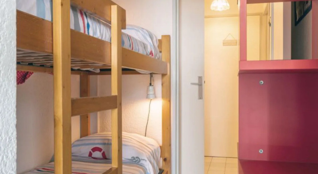 LE BEAUPRé 38734, Đặt Khách sạn Khách sạn ở Canet-en-Roussillon có chỗ đỗ xe, Bãi đậu xe