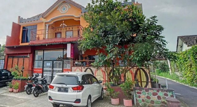 Hotel O Harwin Homestay